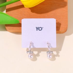 Zarcillos de aro con colgante de perla
