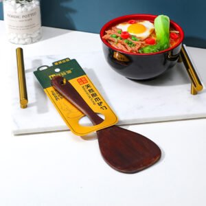 Paleta de arroz de madera barnizada