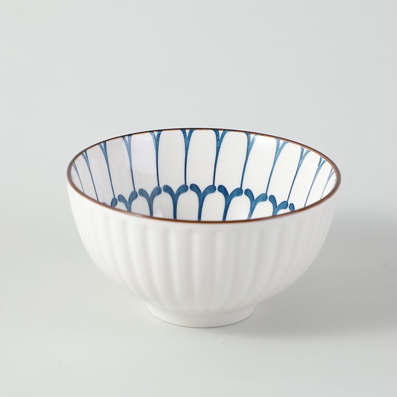 4.5" Petal straight grain ceramic bowl