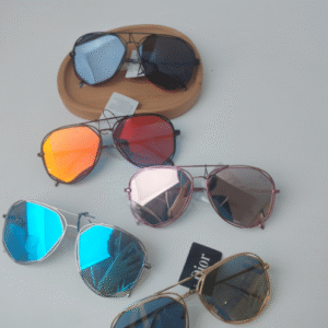 Gafas de sol unisex de moda mezcladas y enviadas al azar - 8