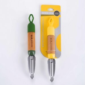 Gran rallador de pescado con mango de madera S032