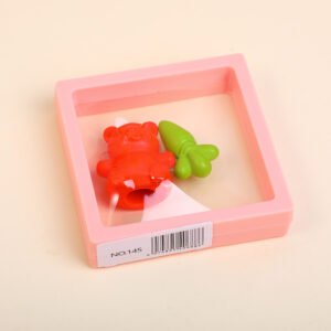 Caja de tapa dura Crayones 145