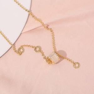 Collar red cat eye rojo explosivo