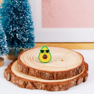 Bonito broche de aguacate