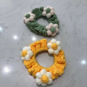 Lazo de pelo de flores tejidas