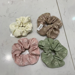 El estilo fresco de la scrunchie