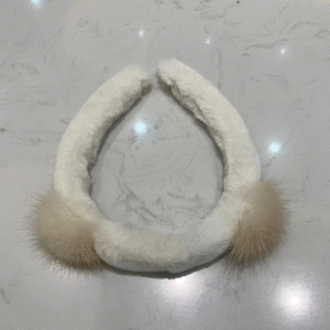 Diadema de pom-pom simple