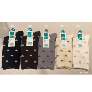 Calcetines de media pantorrilla para mujer con diseño de corazón Jacquard