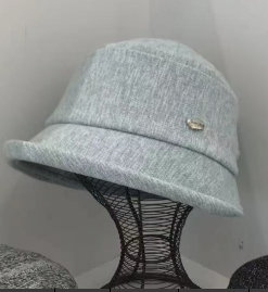Sombrero de pescador mariposa bordado a mano - Azul