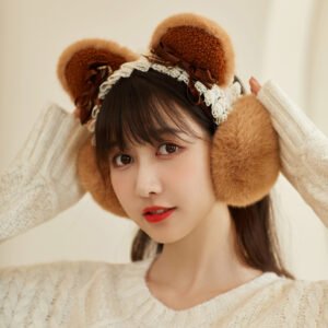 Orejera de oso de sirvienta doméstica