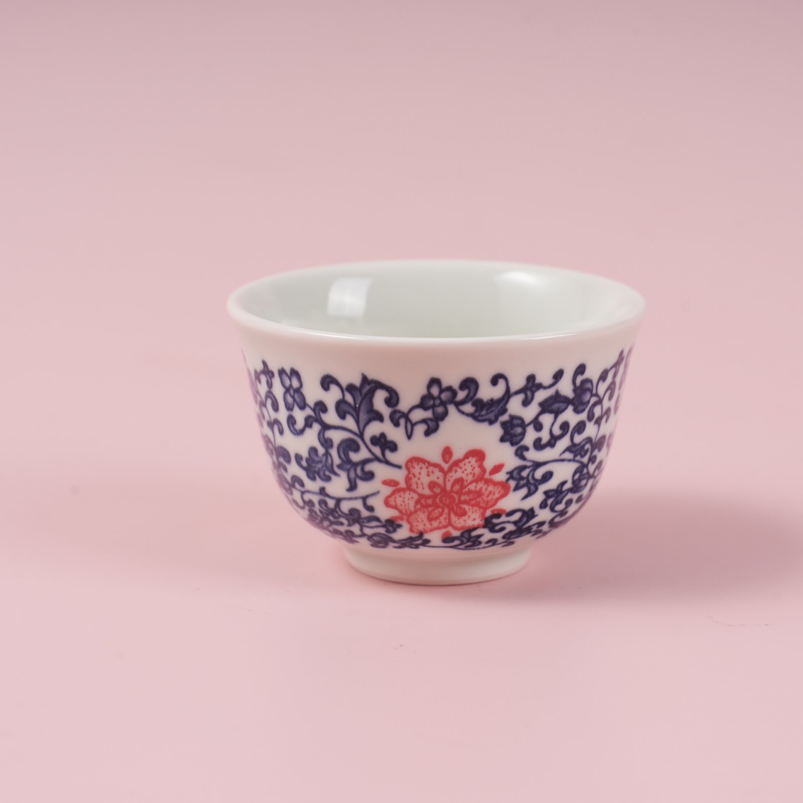 Taza de té pequeña vintage – Lotus entrelazado