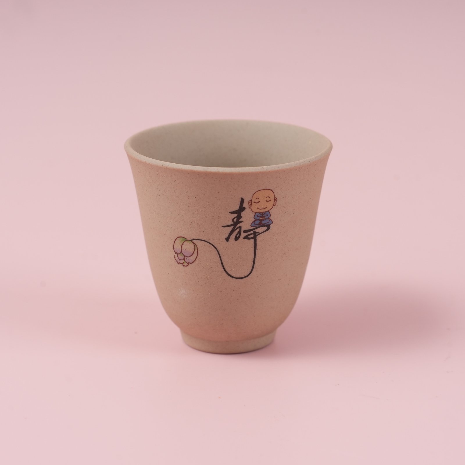 Taza de té de cerámica rugosa – Diseño de monje