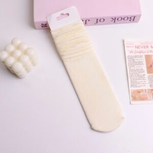Medias de mujer holgadas de ribete fino beige